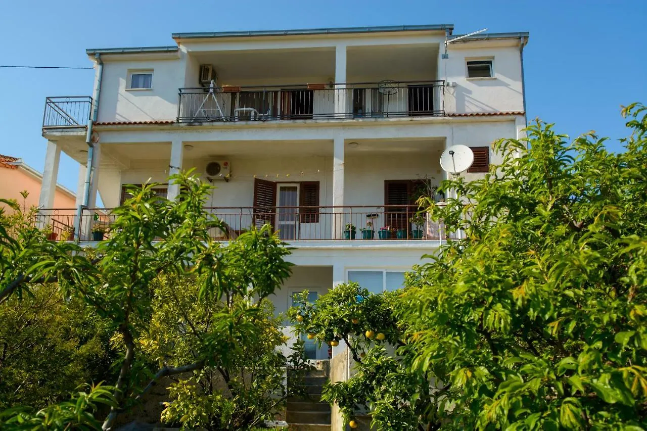 Apartment Milat Trogir 0*,  Kroatien
