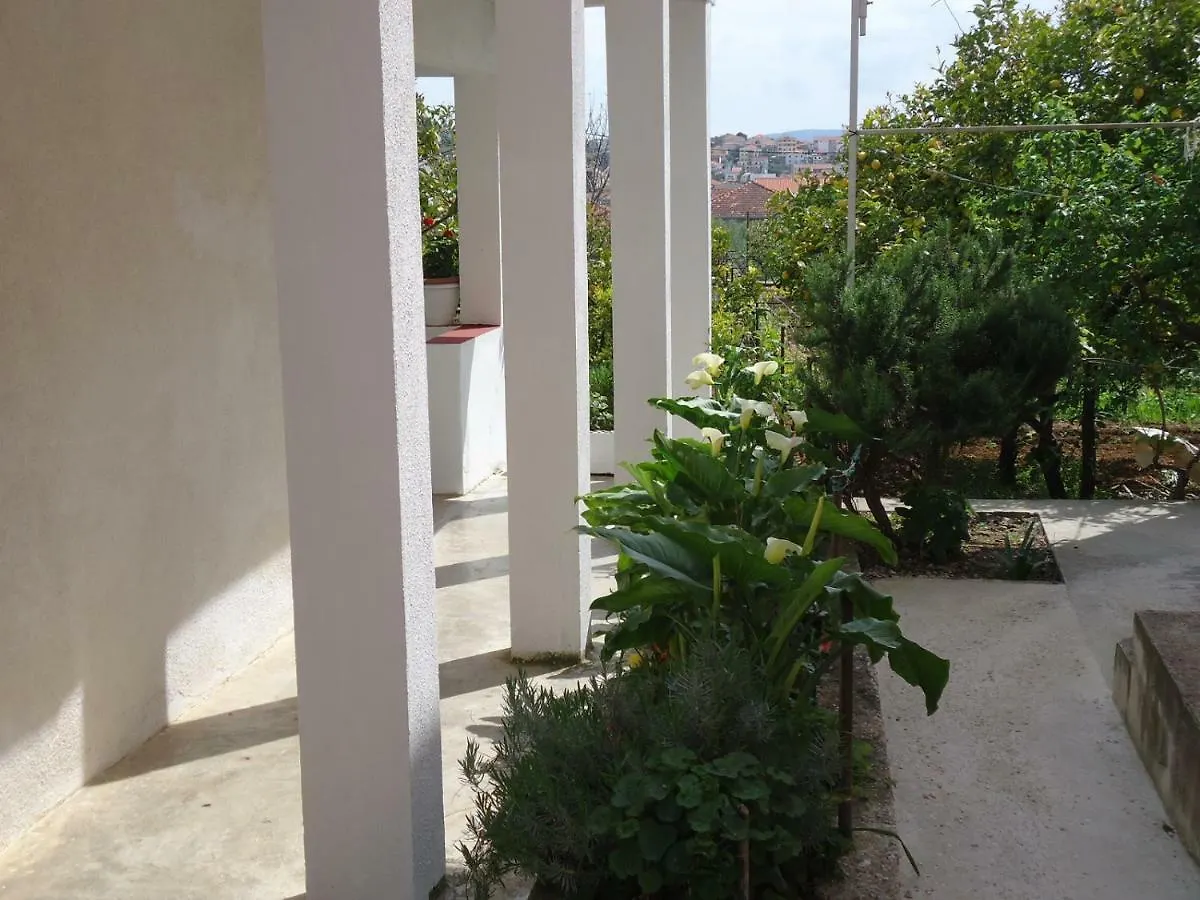 Apartment Milat Trogir Kroatien