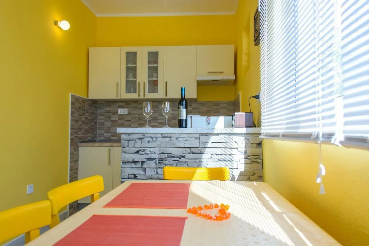 Apartment Milat Trogir Kroatien